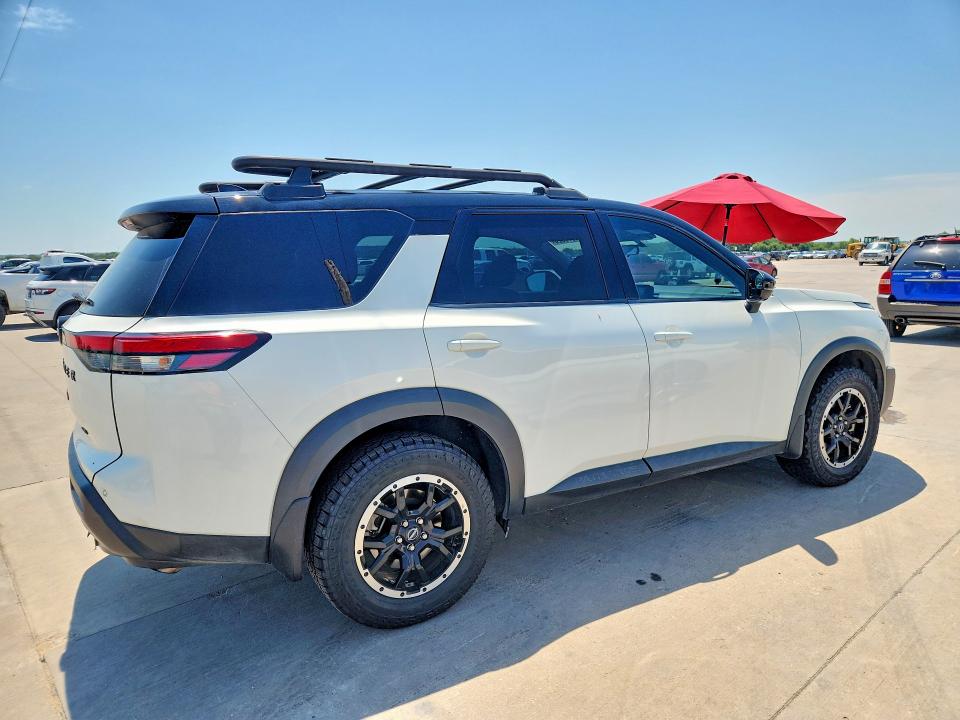 2023 Nissan Pathfinder VIN 5N1DR3BD0PC242039 COPART salvage auction — VANDALISM, Tx - Certificate Of Title, sold $11,600 on 2026-08-24 (photo 3)