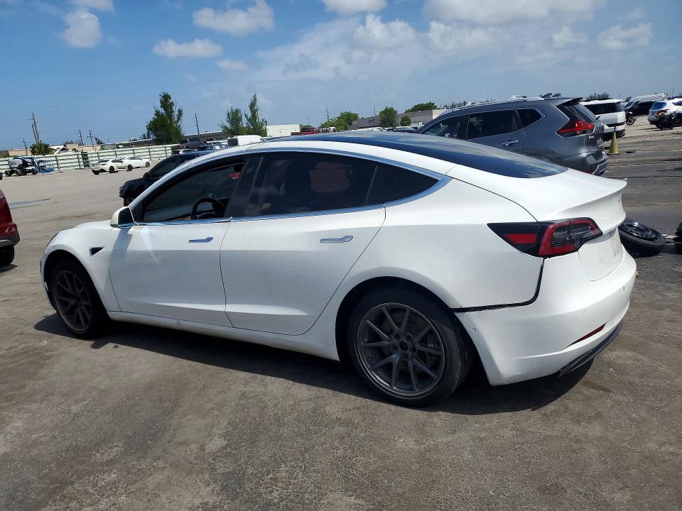 2018 Tesla Model 3 VIN 5YJ3E1EA7JF007505 COPART salvage auction — REAR END, Fl - Certificate Of Title, sold $4,450 on 2026-07-27 (photo 2)