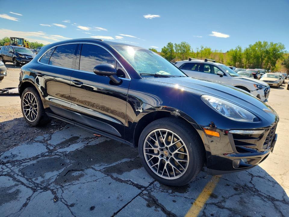 2015 Porsche Macan VIN WP1AB2A58FLB50299 COPART salvage auction — REAR END, CO - PUBLIC - SALVAGE TITLE (P), sold $8,800 on 2026-08-26 (photo 4)