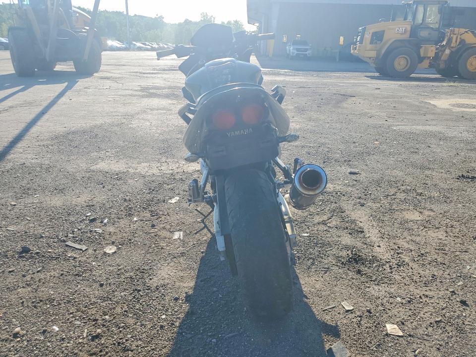 2001 Yamaha Fzi VIN JYARN07E11A001000 COPART salvage auction — MECHANICAL, Ny - Certificate Of Title, sold $125 on 2026-08-03 (photo 4)