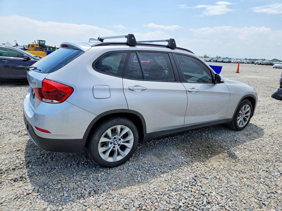 2013 BMW X1 VIN WBAVL1C56DVR92001 COPART salvage auction — MECHANICAL, Co - Dis/Dlr/Exp Only Clean Title, sold $550 on 2026-08-04 (photo 3)