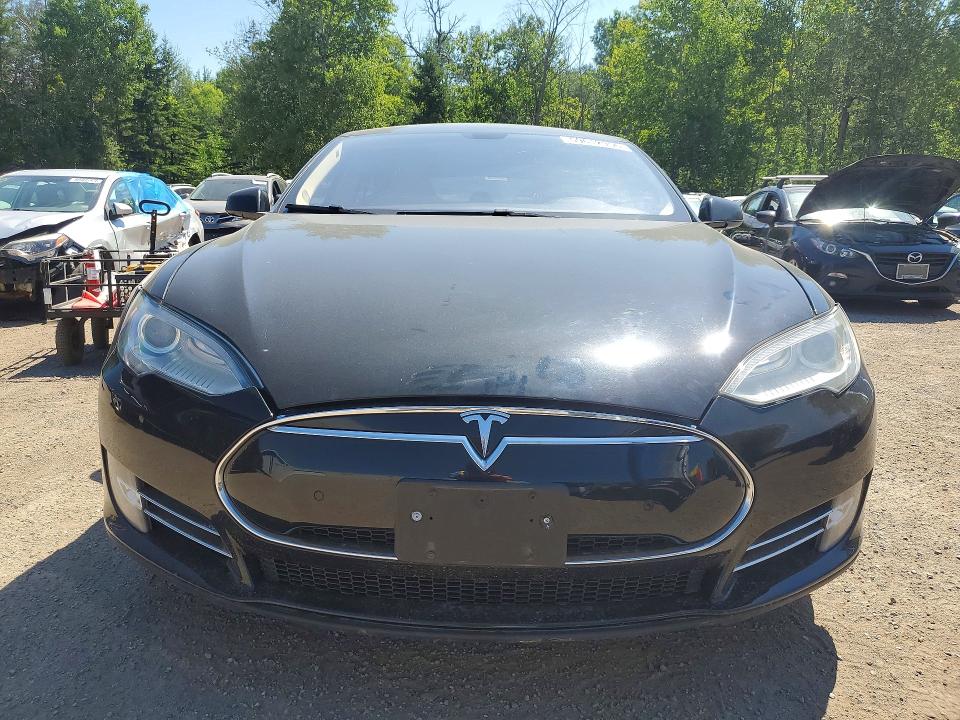 2014 Tesla Model s VIN 5YJSA1S15EFP38189 COPART salvage auction — FRONT END, On - Permit No Brand - Unfit, sold $250 on 2026-07-28 (photo 5)