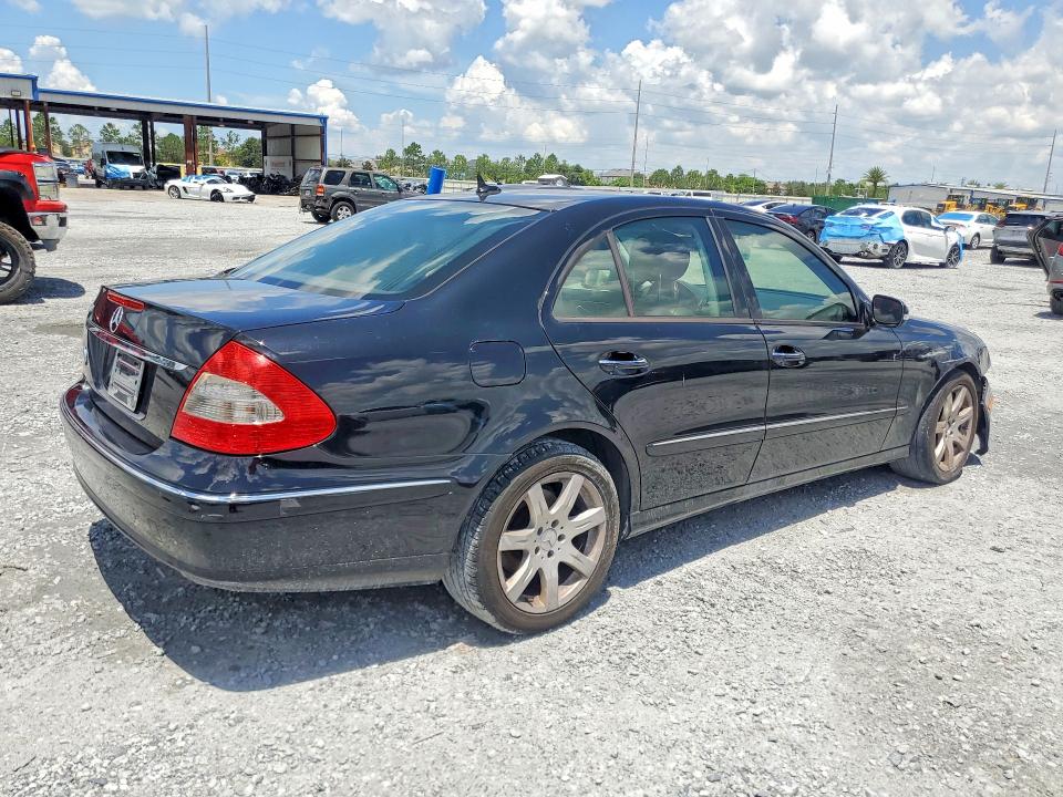 2007 Mercedes-benz E-class VIN WDBUF56X47A992163 COPART salvage auction — FRONT END, Fl - Cert Of Title Slvg Rebuildable, sold $400 on 2026-08-11 (photo 3)