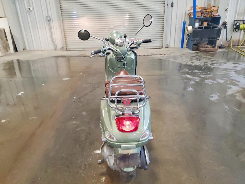 2007 Vespa Lx VIN ZAPM448FX75500717 COPART salvage auction — FRONT END, MN - CERT OF TITLE-PRIOR SALVAGE, sold $475 on 2026-07-16 (photo 4)