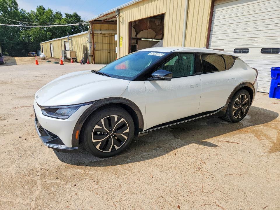 2024 Kia Ev6 VIN KNDC34LA8R5159963 — COPART salvage auction photo