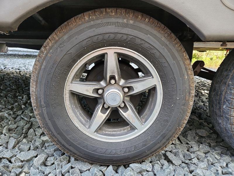 2015 Crui Ser radiance VIN 5RXTF2826F2203790 COPART salvage auction — ROOF, MI - CERTIFICATE OF TITLE, sold $400 on 2026-07-28 (photo 8)