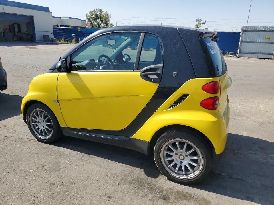 2010 Smart Fortwo VIN WMEEJ3BA0AK385352 COPART salvage auction — MINOR DENT/SCRATCHES, Nm - Certificate Of Title, sold $275 on 2026-07-14 (photo 2)