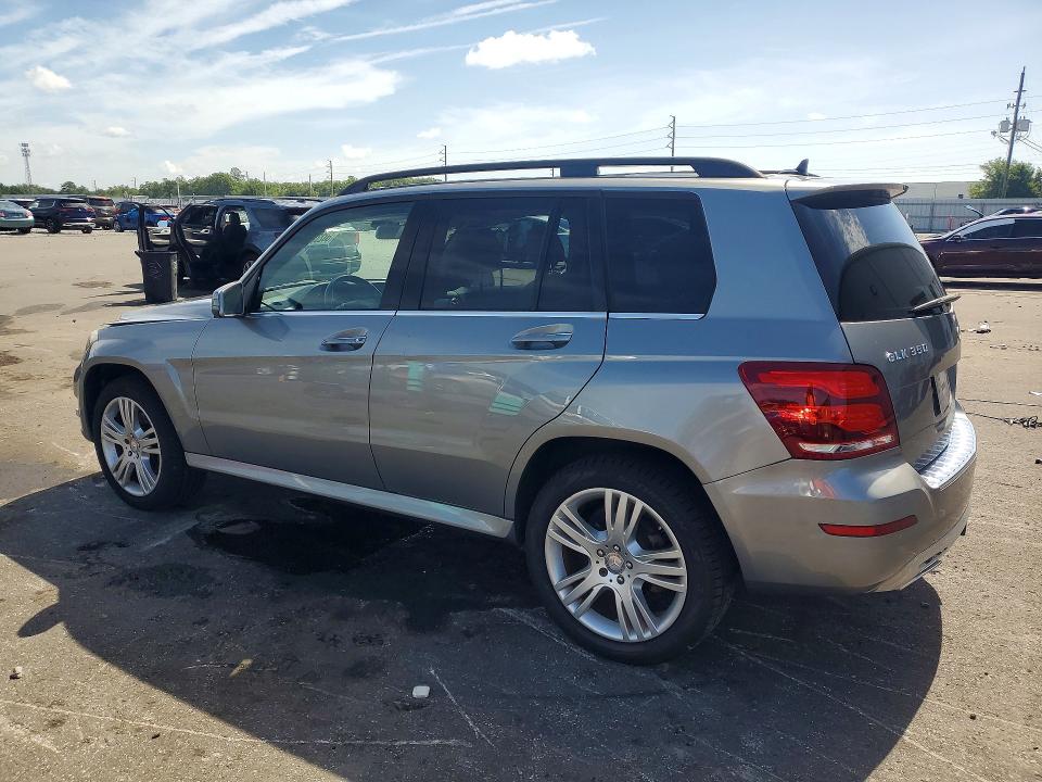 2015 Mercedes-benz Glk-klasse VIN WDCGG5HB7FG423682 COPART salvage auction — WATER/FLOOD, FL - CERT OF TITLE-SLVG REBLD FLOOD, sold $2,450 on 2026-07-27 (photo 2)