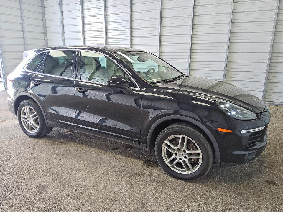 2016 Porsche Cayenne VIN WP1AA2A20GLA09219 COPART salvage auction — MINOR DENT/SCRATCHES, FL - CERTIFICATE OF TITLE, sold $7,700 on 2026-07-28 (photo 4)