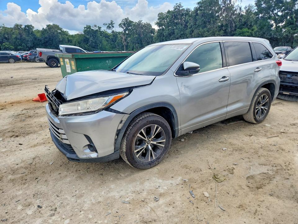 2017 Toyota Highlander VIN 5TDZZRFHXHS212962 COPART salvage auction — FRONT END, Fl - Cert Of Title Slvg Rebuildable, sold $3,450 on 2026-07-14 (photo 1)
