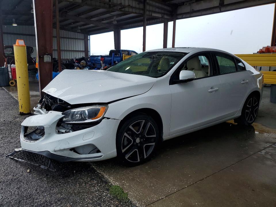 2018 Volvo S60 VIN YV126MFL6J2454401 COPART salvage auction — FRONT END, Salvage Title, sold $400 on 2026-08-18 (photo 1)