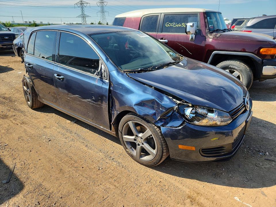 2012 Volkswagen Golf VIN WVWDA7AJ7CW257088 COPART salvage auction — REAR END, Il - Salvage Certificate, sold $400 on 2026-08-11 (photo 4)