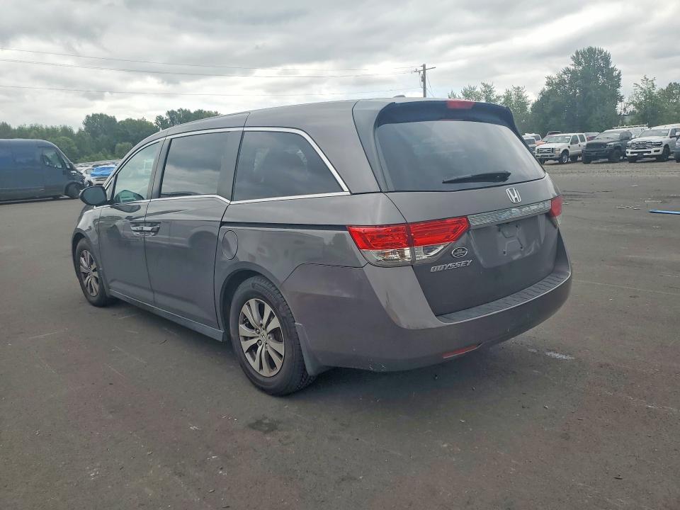 2015 Honda Odyssey VIN 5FNRL5H65FB017245 COPART salvage auction — NORMAL WEAR, Salvage Title, sold $1,050 on 2026-07-28 (photo 2)