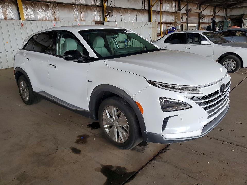 2019 Hyundai Nexo VIN KM8J74A65KU003431 COPART salvage auction — MINOR DENT/SCRATCHES, Salvage Title, sold $925 on 2026-07-29 (photo 4)
