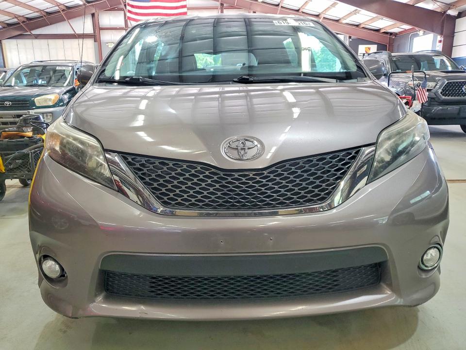 2012 Toyota Sienna VIN 5TDXK3DC8CS230689 COPART salvage auction — MINOR DENT/SCRATCHES, Ny - Certificate Of Title (P), sold $5,900 on 2026-07-31 (photo 5)