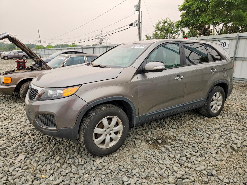 2013 Kia Sorento VIN 5XYKT3A1XDG330141 COPART salvage auction — MINOR DENT/SCRATCHES, NJ - CERTIFICATE OF TITLE, sold $1,800 on 2026-07-20 (photo 1)