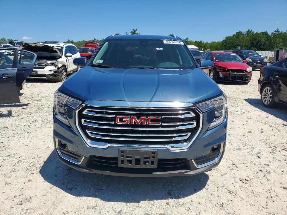 2024 Gmc Terrain VIN 3GKALVEG2RL256109 COPART salvage auction — REAR END, MA - CERT OF TITLE-SALVAGE, sold $9,600 on 2026-08-19 (photo 5)