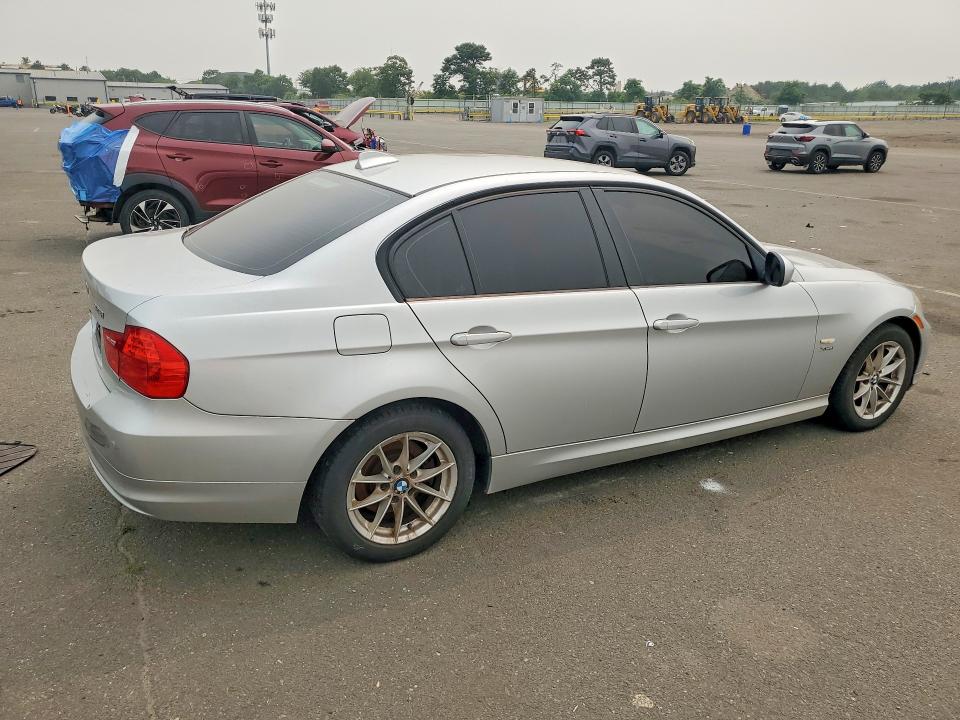 2010 BMW 3 series VIN WBAPK5C52AA810607 COPART salvage auction — VANDALISM, NY - MV-907A SALVAGE CERTIFICATE, sold $80 on 2026-07-27 (photo 3)