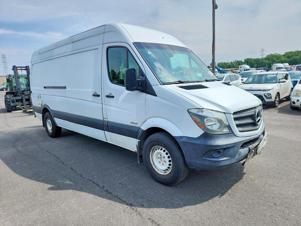 2014 Mercedes-benz Sprinter VIN WD3PE8DE6E5901141 COPART salvage auction — NORMAL WEAR, Nj - Certificate Of Title, sold $150 on 2026-07-21 (photo 4)