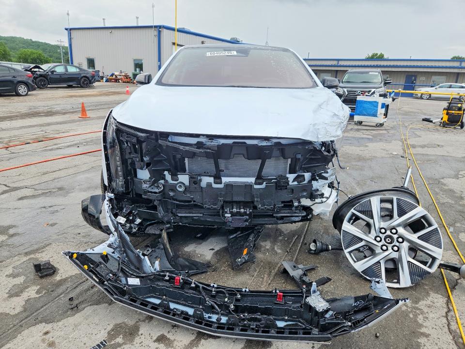 2026 Cadillac Optiq VIN 3GYK3DM44TS169997 COPART salvage auction — FRONT END, Tn - Salvage Certificate, sold $10,700 on 2026-09-15 (photo 5)