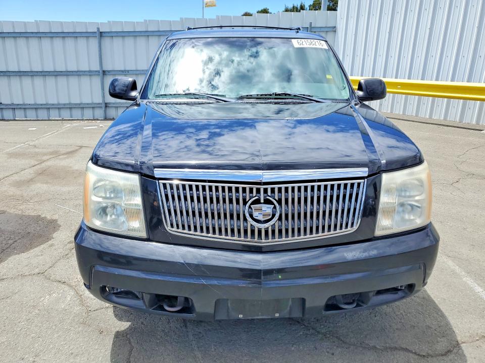 2002 Cadillac Escalade VIN 1GYEK63N42R221989 COPART salvage auction — MINOR DENT/SCRATCHES, CA - DIS/DLR/EXP APP FOR DUP CLEAN, sold $100 on 2026-07-24 (photo 5)
