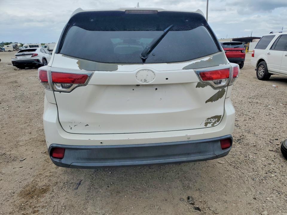 2015 Toyota Highlander VIN 5TDYKRFH8FS064923 COPART salvage auction — FRONT END, Tx - Certificate Of Title (P), sold $8,500 on 2026-07-28 (photo 6)