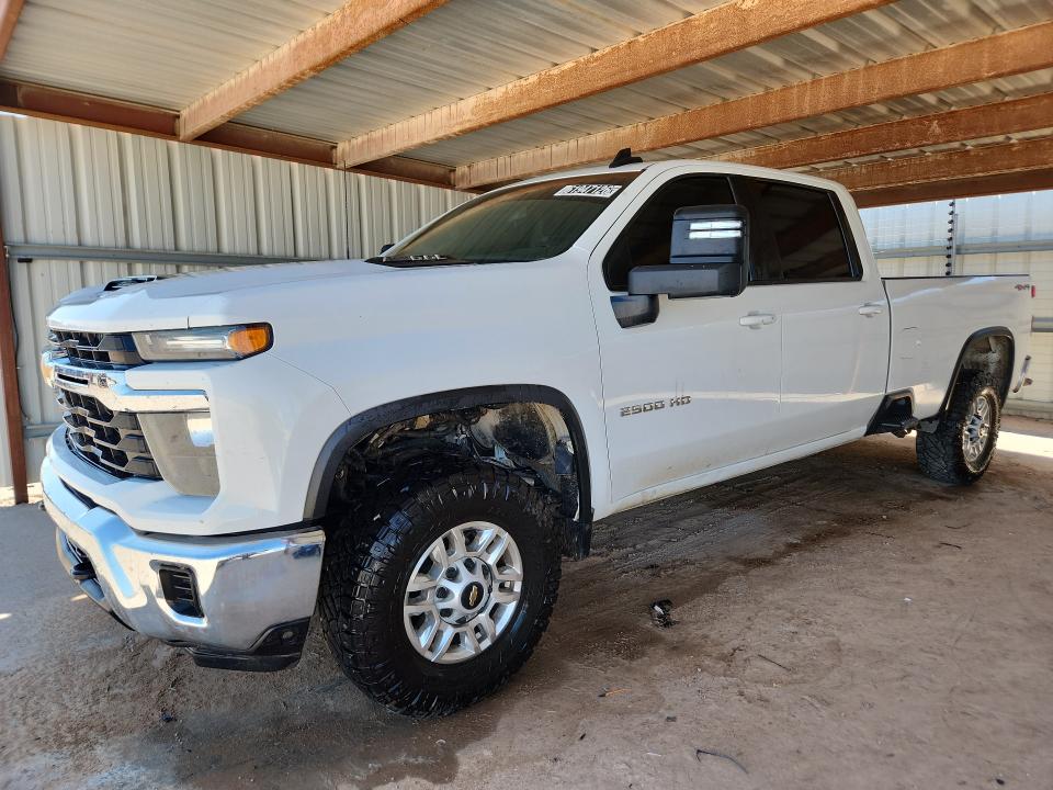 2024 Chevrolet Silverado 2500 VIN 1GC1YNE79RF141143 — COPART salvage auction photo
