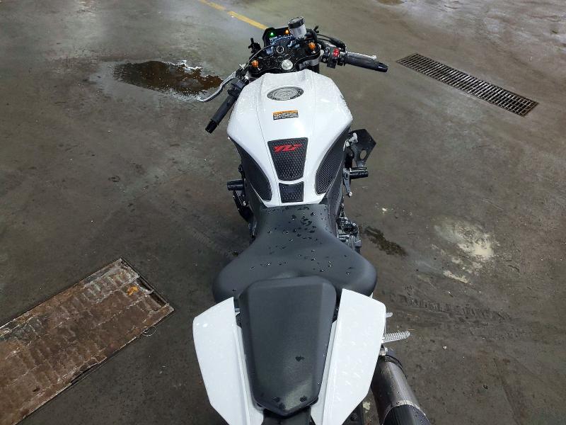 2023 Yamaha VIN JYARM38EXPA007390 COPART salvage auction — SIDE, MN - CERT OF TITLE-PRIOR SALVAGE, sold $1,900 on 2026-07-16 (photo 6)