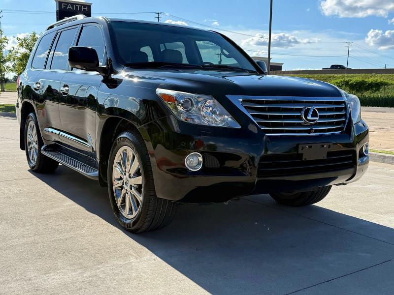 2011 Lexus LX VIN JTJHY7AX5B4083143 COPART salvage auction — MINOR DENT/SCRATCHES, OK - CERTIFICATE OF TITLE (P), sold $14,000 on 2026-08-18 (photo 1)
