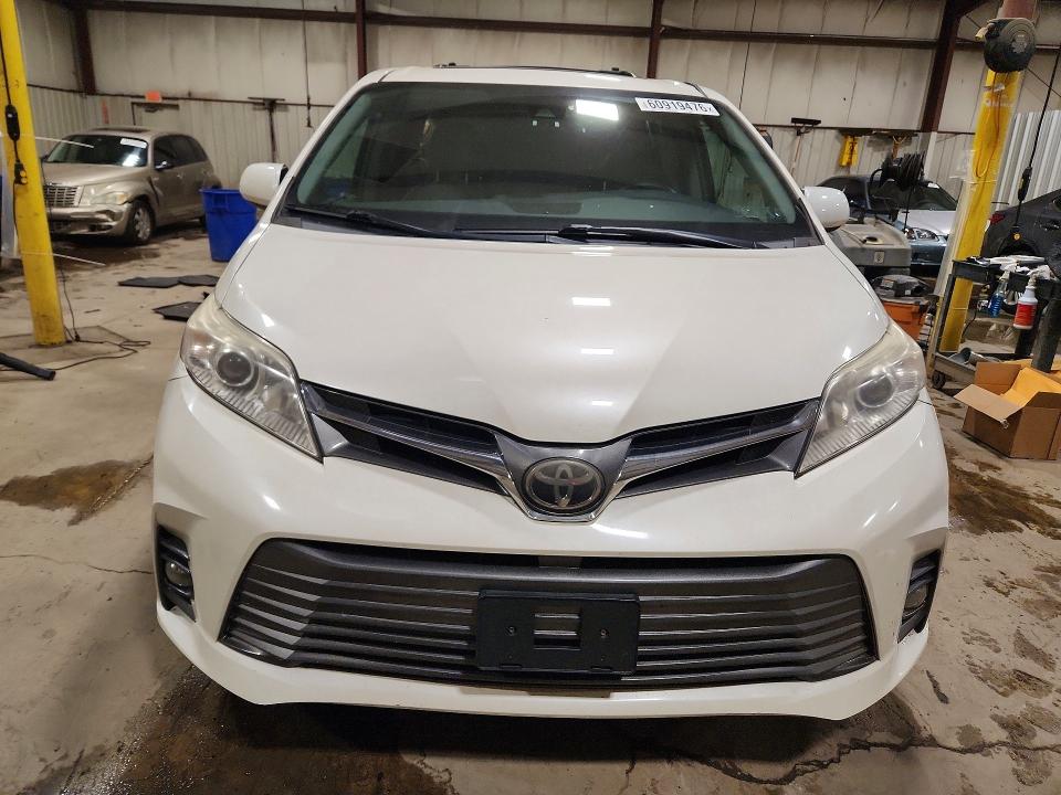 2018 Toyota Sienna VIN 5TDDZ3DC1JS194968 COPART salvage auction — ROOF, PA - CERTIFICATE OF SALVAGE, sold $3,600 on 2026-07-28 (photo 5)