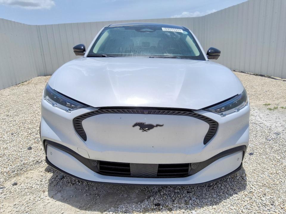 2021 Ford Mustang mach-e VIN 3FMTK2R72MMA08926 COPART salvage auction — REAR END, FL - CERTIFICATE OF TITLE, sold $3,200 on 2026-07-28 (photo 5)