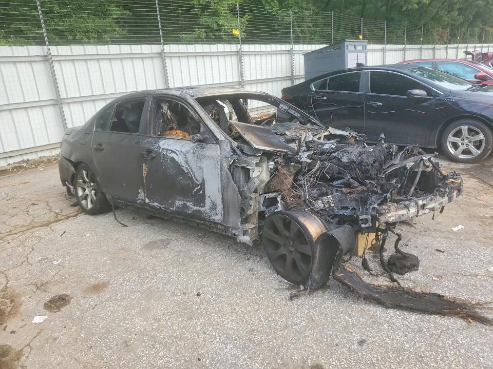 2008 BMW 5 series VIN WBANW13528CZ72871 COPART salvage auction — BURN, Ga - Bill Of Sale - Parts Only, sold $375 on 2026-08-04 (photo 4)
