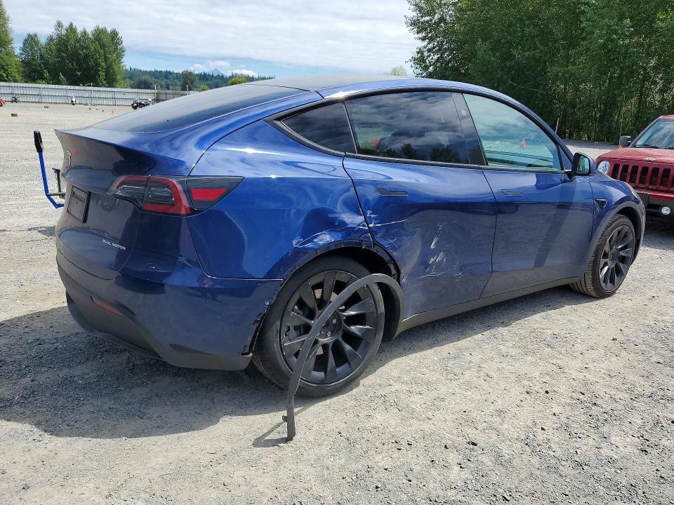 2023 Tesla Model y VIN 7SAYGDEEXPA186216 COPART salvage auction — SIDE, WA - BILL OF SALE, sold $16,000 on 2026-08-03 (photo 3)