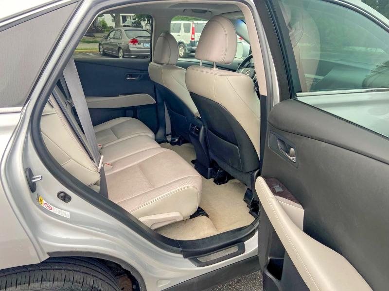 2013 Lexus VIN 2T2BK1BAXDC185986 COPART salvage auction — NORMAL WEAR, Me - Certificate Of Title (P), sold $8,100 on 2026-08-03 (photo 6)