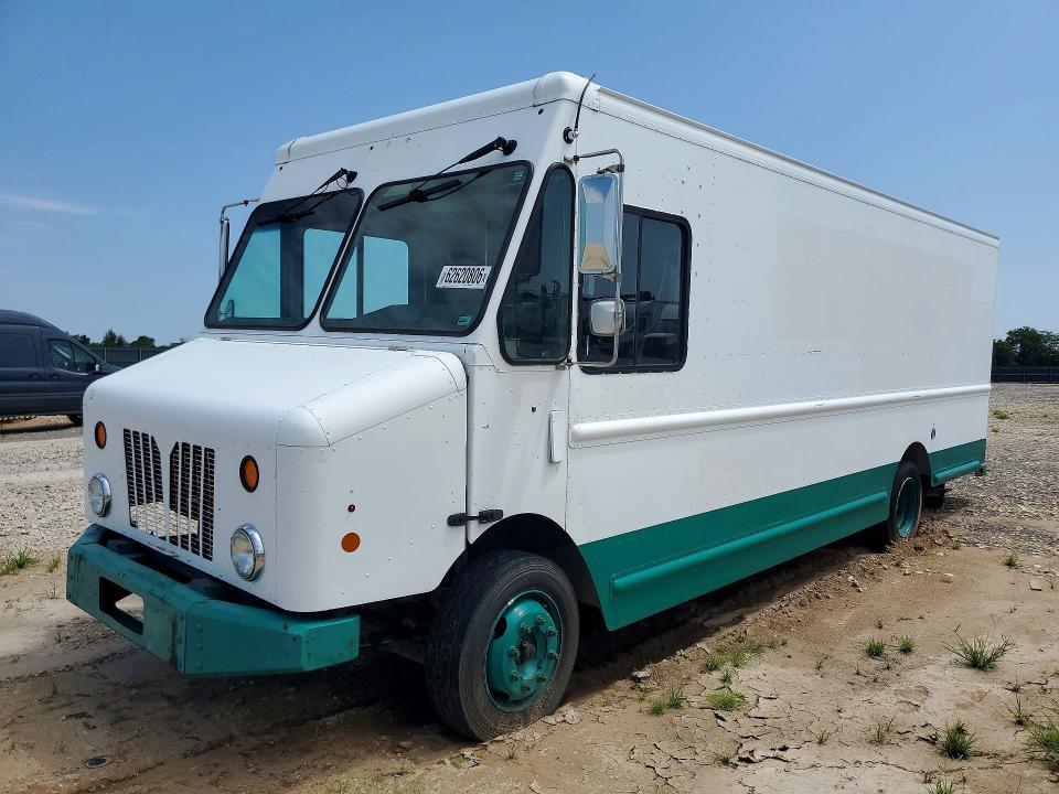 2012 Workhorse custom chassis Commercial chassis VIN 5B4LFG2E1C3448723 COPART salvage auction — NORMAL WEAR, MO - CERTIFICATE OF TITLE, sold $5,400 on 2026-09-24 (photo 1)