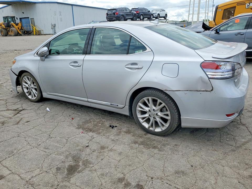 2010 Lexus Hs VIN JTHBB1BA6A2005092 COPART salvage auction — FRONT END, In - Certificate Of Title, sold $250 on 2026-07-28 (photo 2)