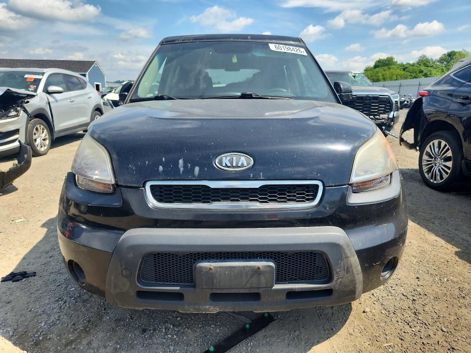 2011 Kia Soul VIN KNDJT2A22B7258666 COPART salvage auction — FRONT END, MA - CERT OF TITLE-RECONSTRCTD COLL, sold $500 on 2026-07-29 (photo 5)