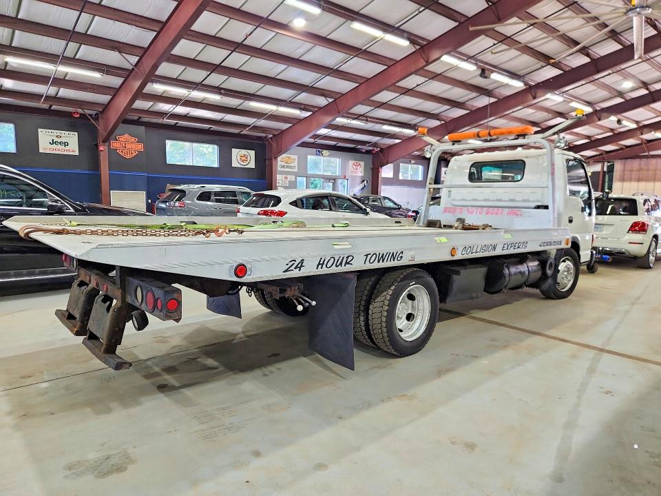 2005 Isuzu VIN JALE5B16X57903162 COPART salvage auction — MINOR DENT/SCRATCHES, CT - CERTIFICATE OF TITLE (P), sold $14,800 on 2026-07-27 (photo 3)