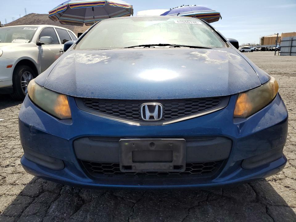 2012 Honda Civic VIN 2HGFG3B83CH554595 COPART salvage auction — MINOR DENT/SCRATCHES, Ca - Dis/Dlr/Exp Only Clean Title, sold $1,150 on 2026-08-01 (photo 5)