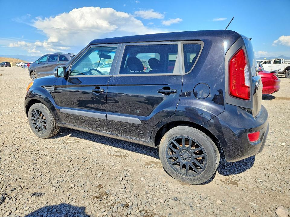 2013 Kia Soul VIN KNDJT2A67D7614213 COPART salvage auction — MINOR DENT/SCRATCHES, Ut - Certificate Of Title, sold $150 on 2026-07-18 (photo 2)