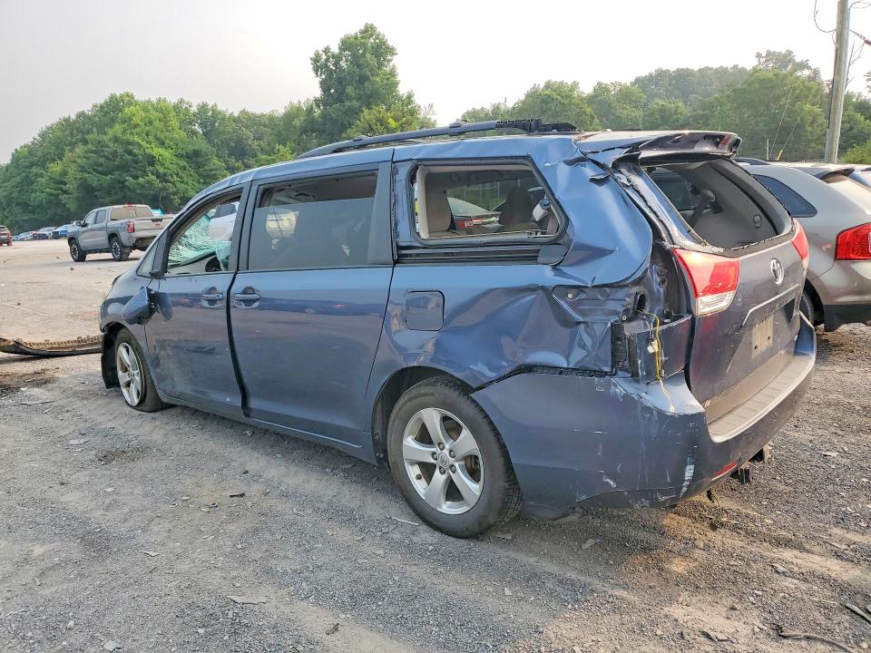 2013 Toyota Sienna VIN 5TDKK3DC9DS404992 COPART salvage auction — ALL OVER, PA - CERTIFICATE OF SALVAGE, sold $575 on 2026-07-23 (photo 2)