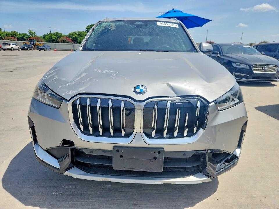 2025 BMW X1 VIN WBX73EF0XS5060290 COPART salvage auction — FRONT END, MA - CERT OF TITLE-SALVAGE (P), sold $12,200 on 2026-08-10 (photo 5)