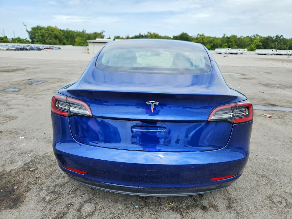 2022 Tesla Model 3 VIN 5YJ3E1EA3NF191850 COPART salvage auction — WATER/FLOOD, FL - CERT OF TITLE-FLOOD & REBUILT (P), sold $5,200 on 2026-07-27 (photo 6)