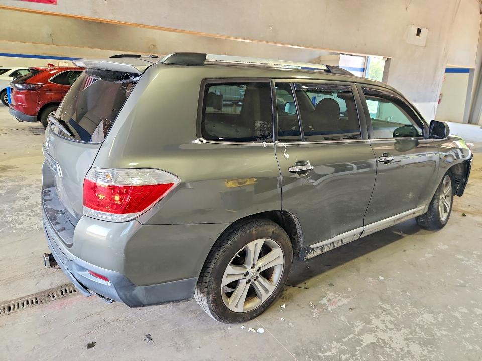 2011 Toyota Highlander VIN 5TDYK3EH6BS049362 COPART salvage auction — FRONT END, Va - Cert Of Title - Salvage, sold $300 on 2026-07-24 (photo 3)