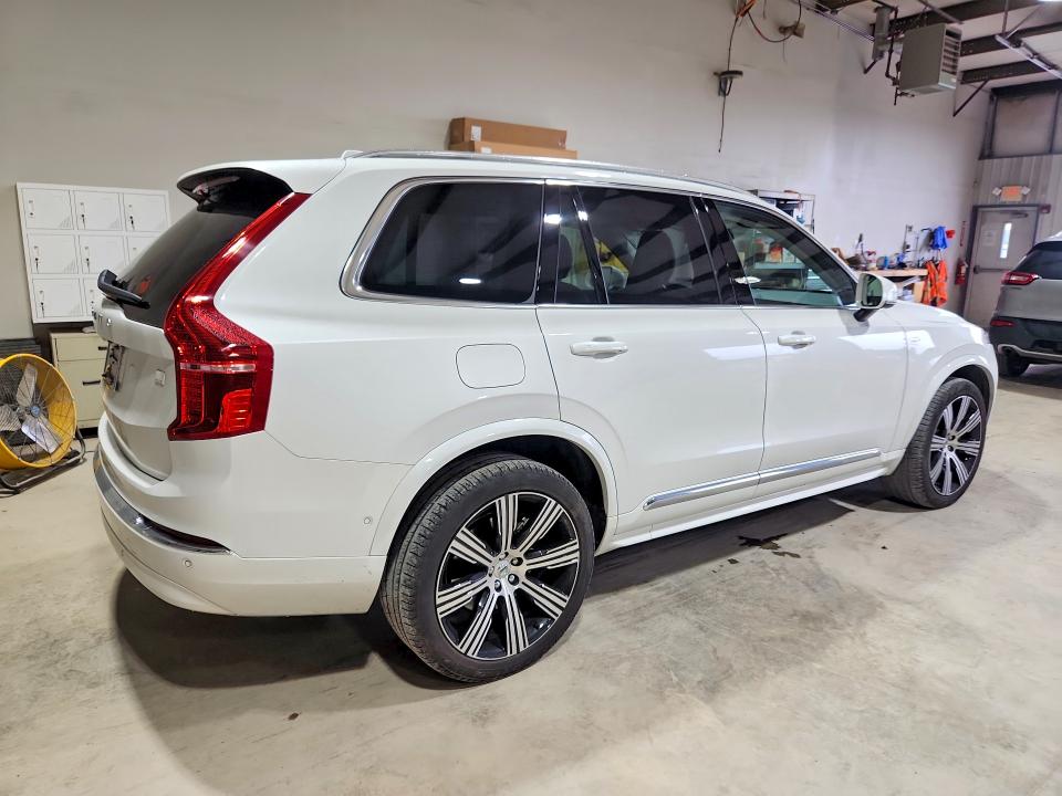 2024 Volvo VIN YV4H60CF8R1189454 COPART salvage auction — FRONT END, Pa - Certificate Of Salvage, sold $9,200 on 2026-07-24 (photo 3)