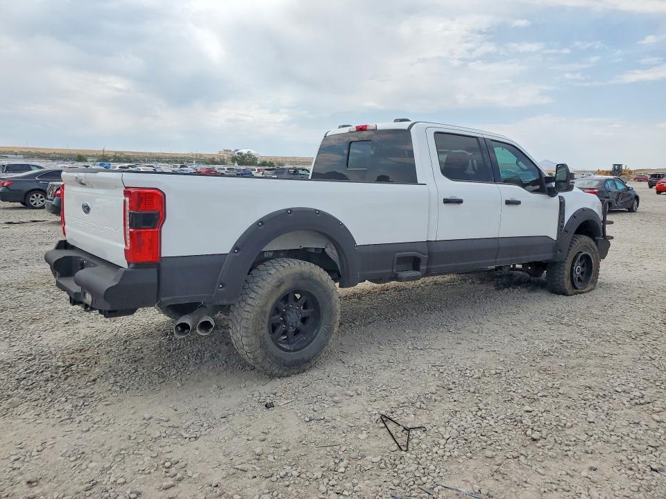 2024 Ford F350 VIN 1FT8W3BMXREC60487 COPART salvage auction — FRONT END, Tx - Salvage Vehicle Title (P), sold $19,800 on 2026-07-31 (photo 3)