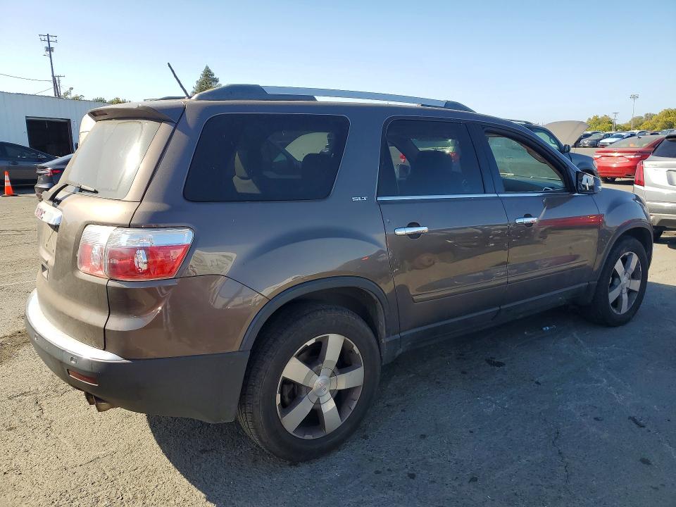 2011 Gmc Acadia VIN 1GKKRRED0BJ365990 COPART salvage auction — MECHANICAL, Ca - Dis/Dlr/Exp Only Clean Title, sold $400 on 2026-07-10 (photo 3)