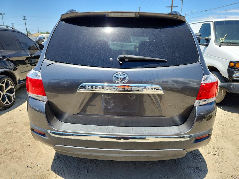 2011 Toyota Highlander VIN 5TDZK3EH9BS040546 COPART salvage auction — FRONT END, CA - SALVAGE CERTIFICATE, sold $850 on 2026-07-30 (photo 6)