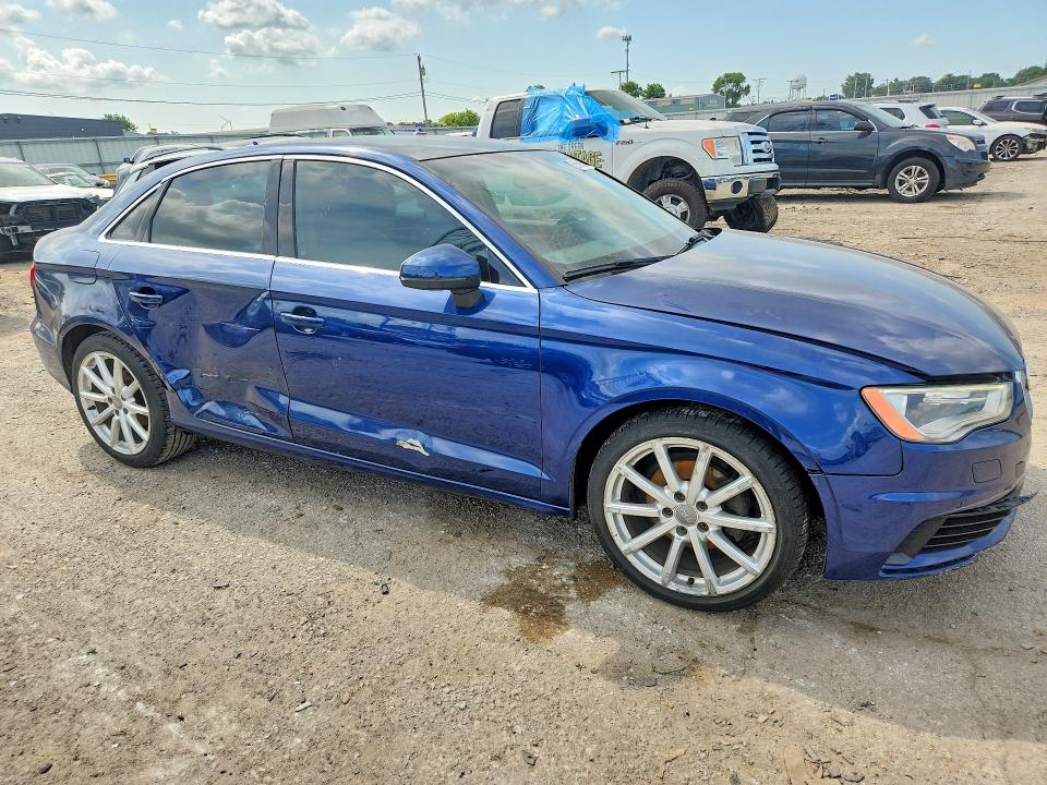 2015 Audi A3 VIN WAUCJGFFXF1038673 COPART salvage auction — SIDE, Il - Certificate Of Title, sold $400 on 2026-07-27 (photo 4)