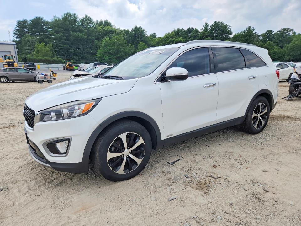 2016 Kia Sorento VIN 5XYPHDA16GG029366 COPART salvage auction — MINOR DENT/SCRATCHES, Ma - Certificate Of Title, sold $2,300 on 2026-07-23 (photo 1)